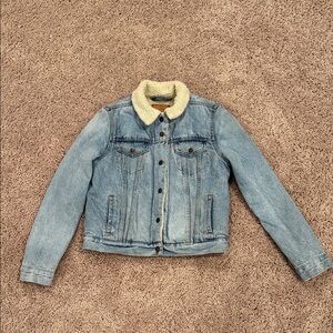 Levi's Denim Jacket with Sherpa Collar